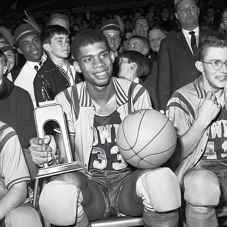 Kareem Abdul-Jabbar Destroyed NCAA's No-Dunking Rule With an Even