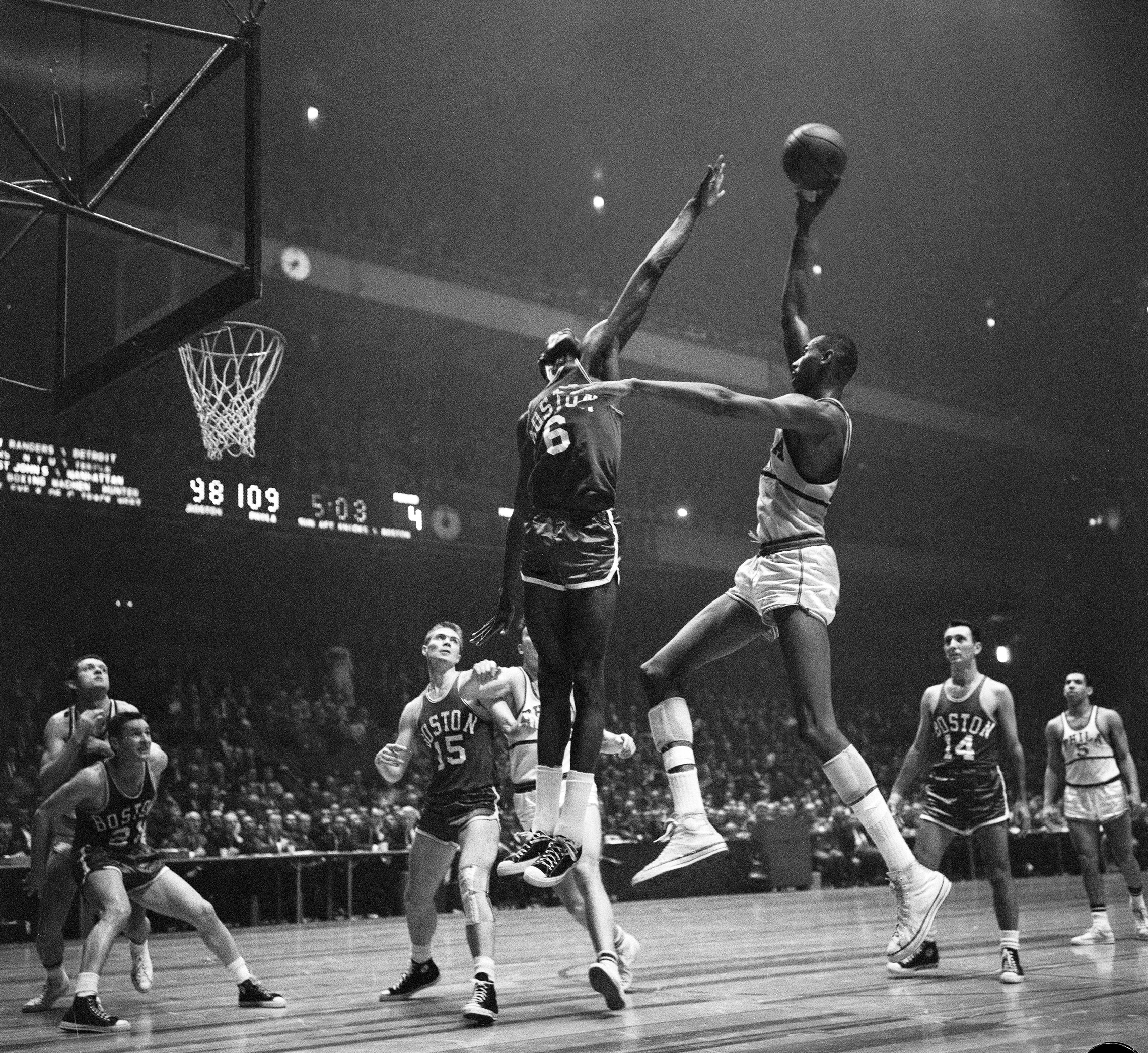 Bill Russell Boston Celtics Wilt Chamberlain Los Angeles Lakers