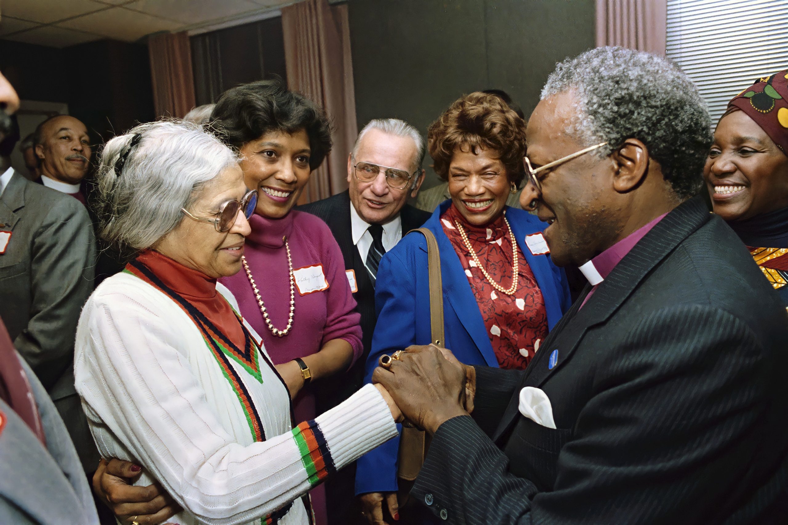 desmond tutu biography summary