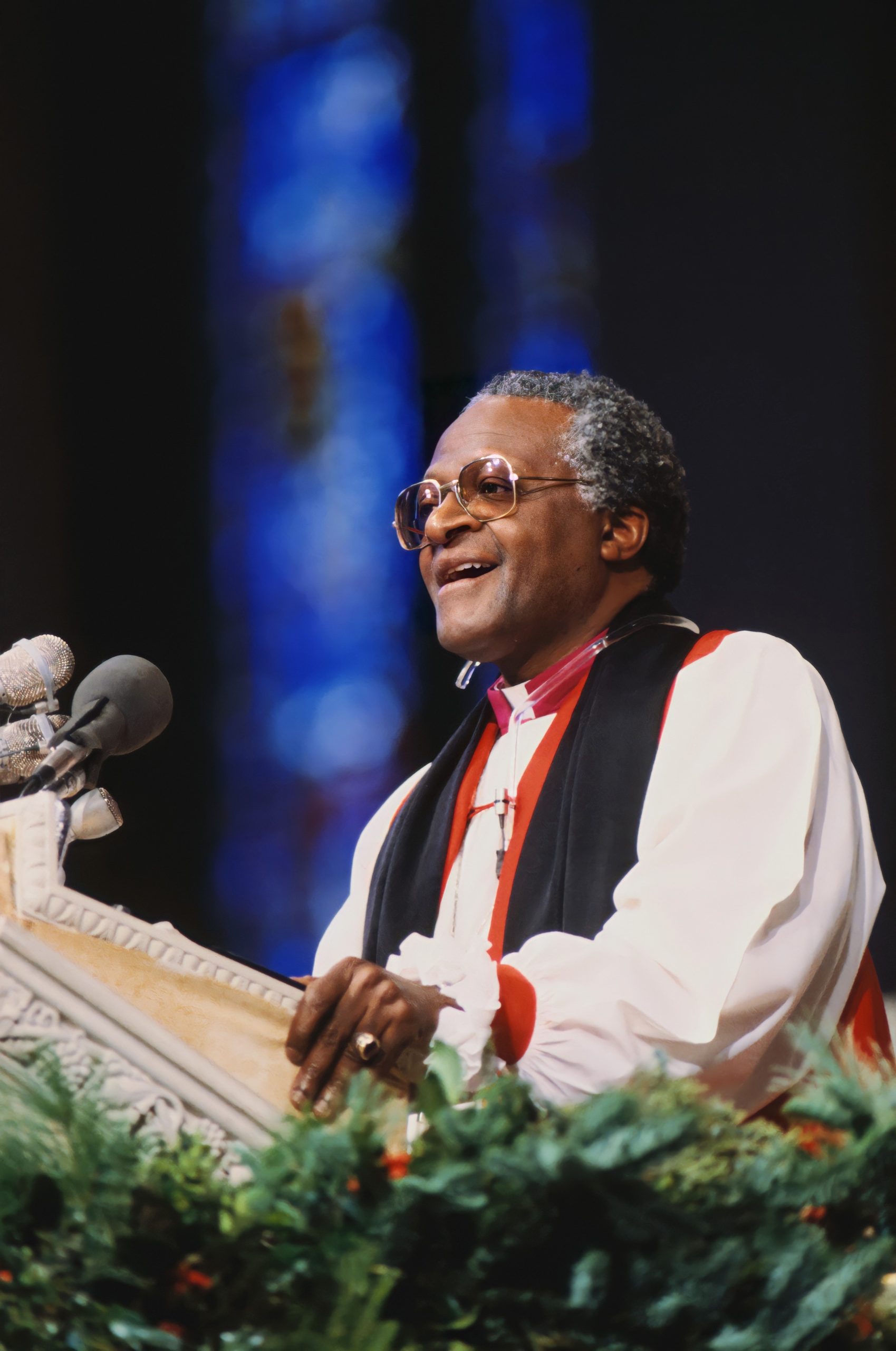 a biography of desmond tutu