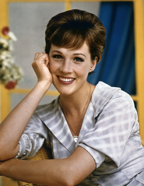 Dame Julie Andrews | Academy of Achievement