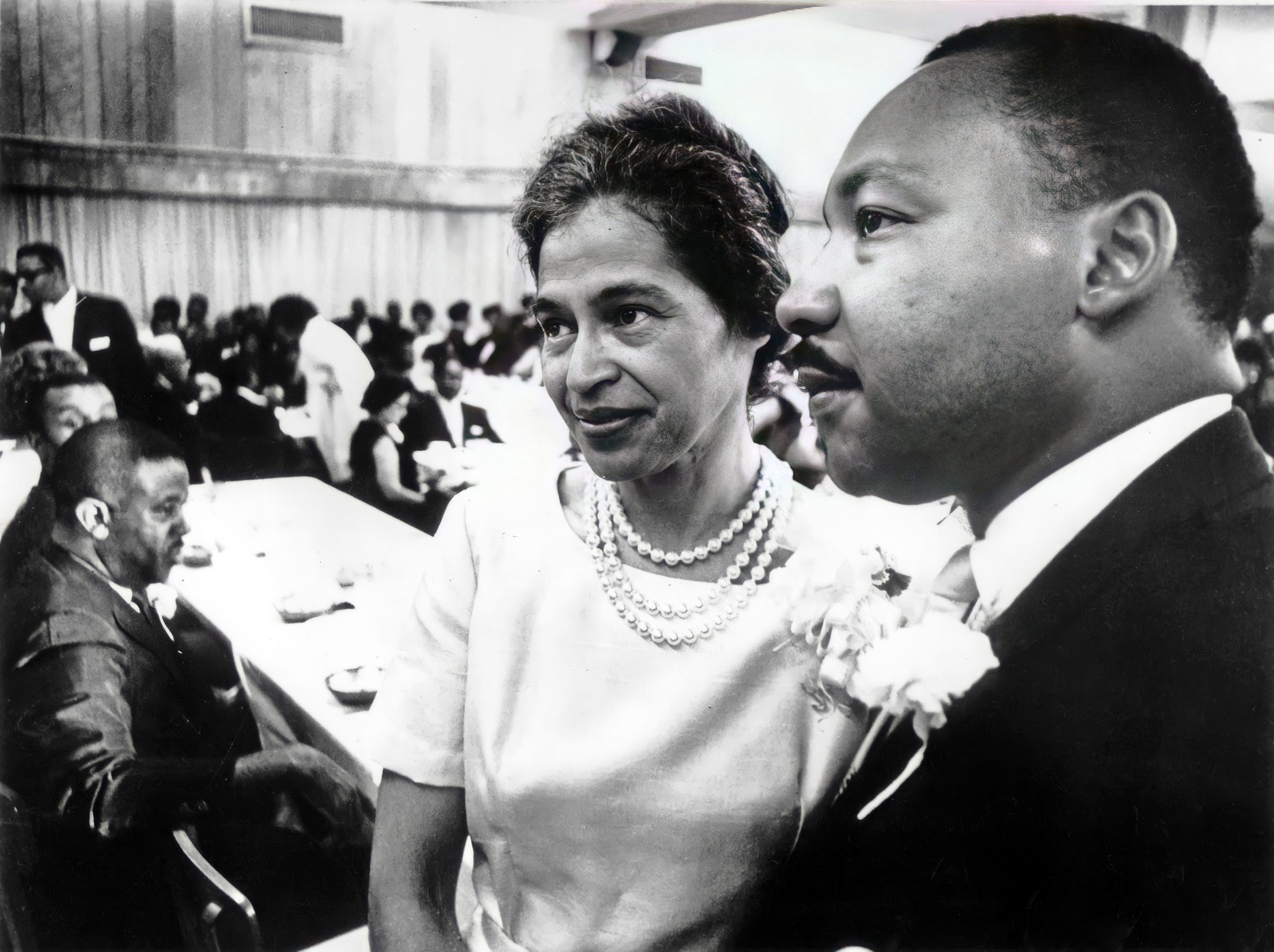 Hank Aaron With Wife And Governor Jimmy by Bettmann