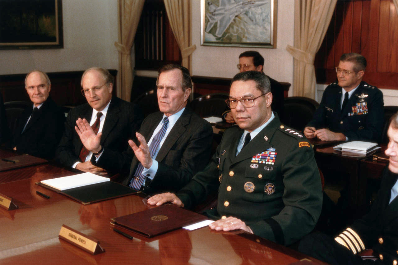 January 18, 1991: Early in Operation Desert Storm, President George H. W. Bush met with top aides, including (from left) National Security Advisor Brent Scowcroft, Defense Secretary Dick Cheney and General Colin Powell. (Corbis)