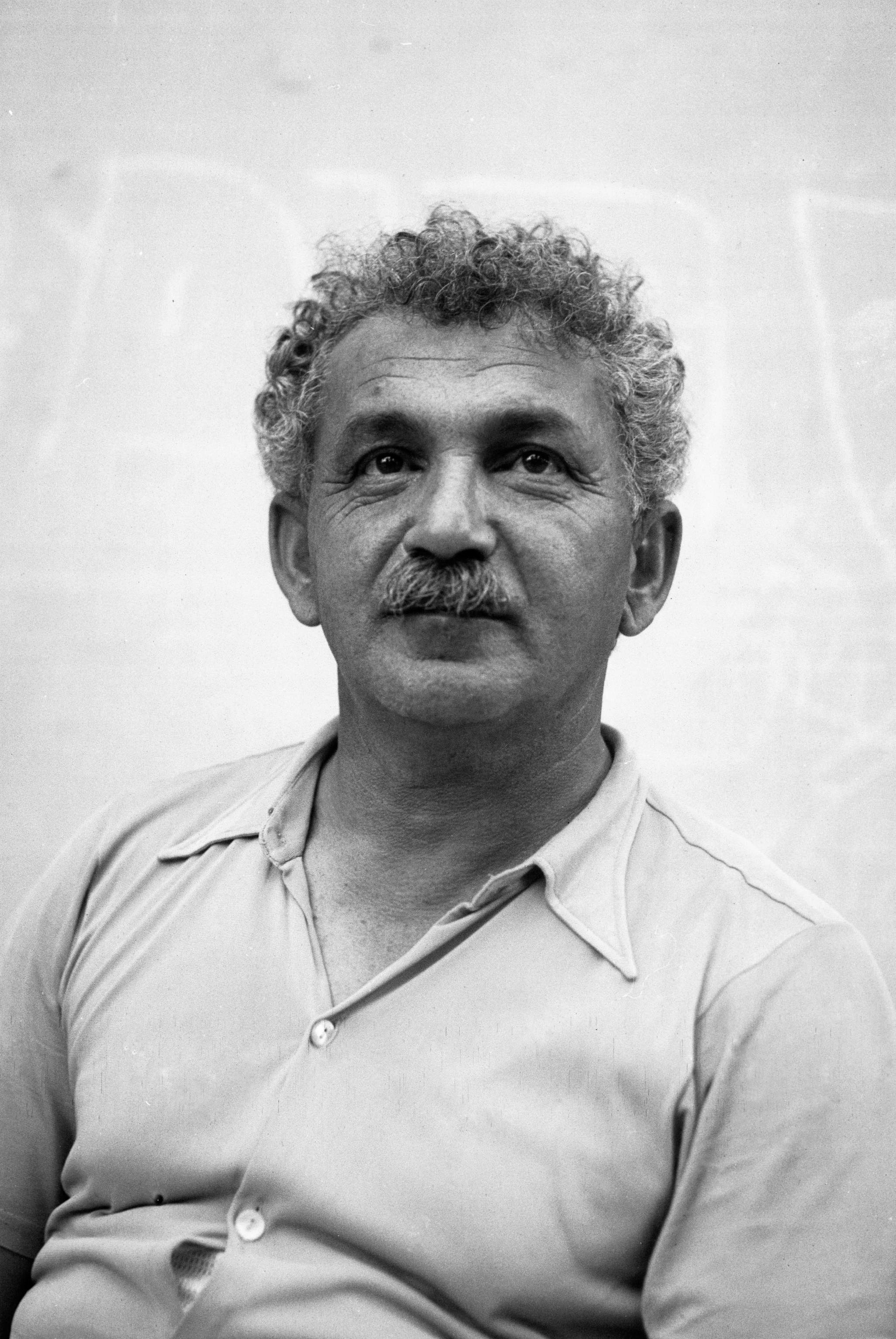 1934: Berl Katznelson (1887-1944), founder of Israel's national labor federation, mentor of Shimon Peres.