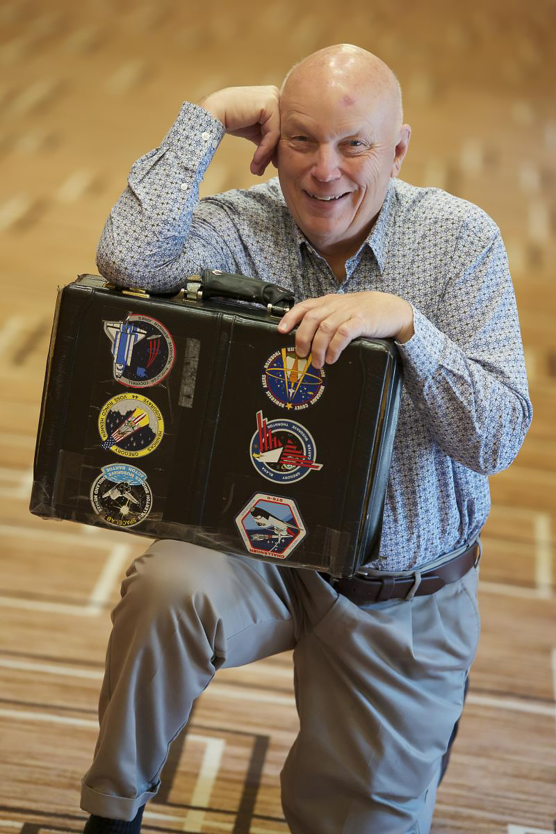 Story Musgrave, M.D. Academy of Achievement