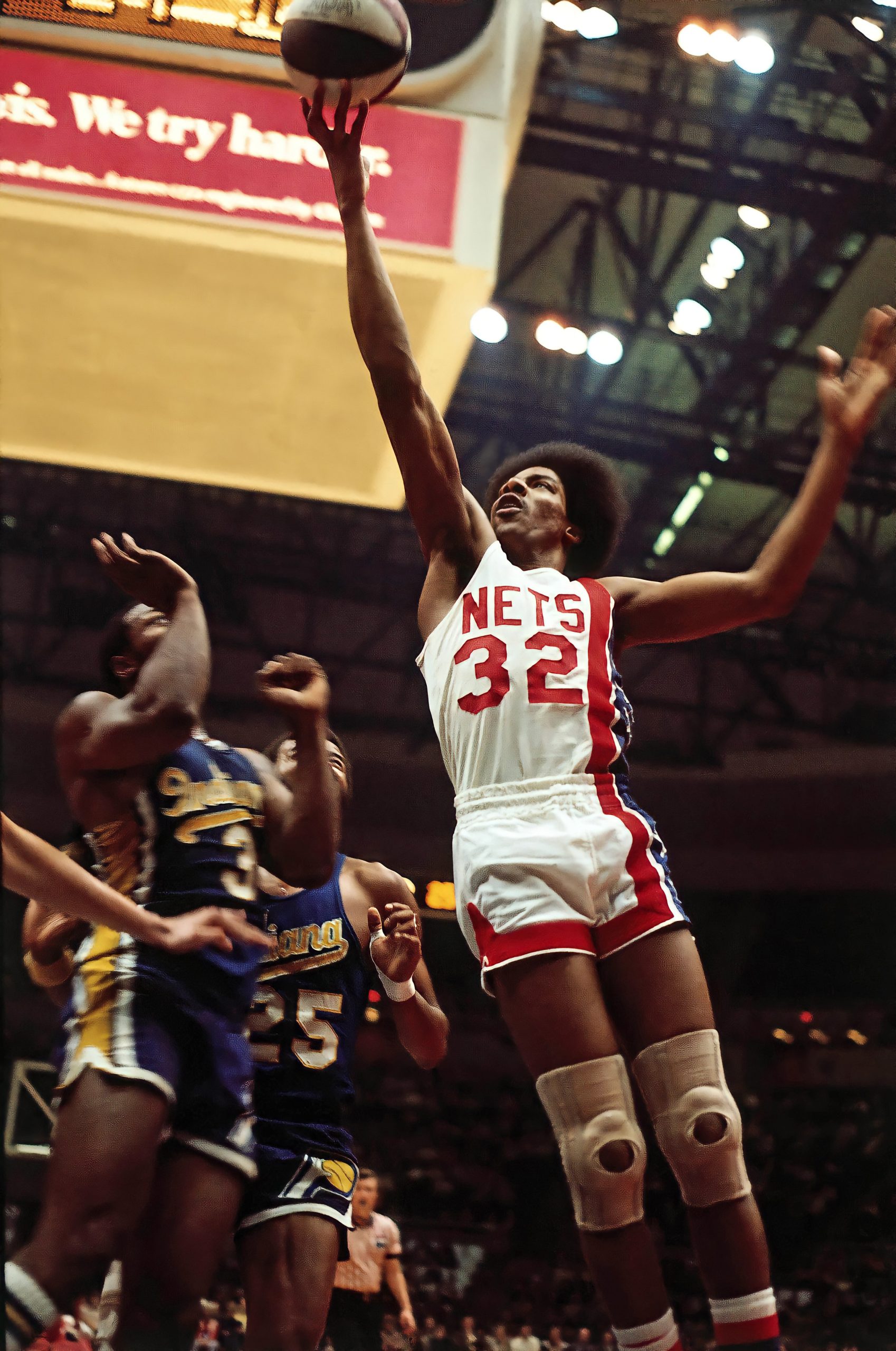 1987 DR J. JULIUS ERVING SIXERS SPORTS ILLUSTRATED MINI POSTER