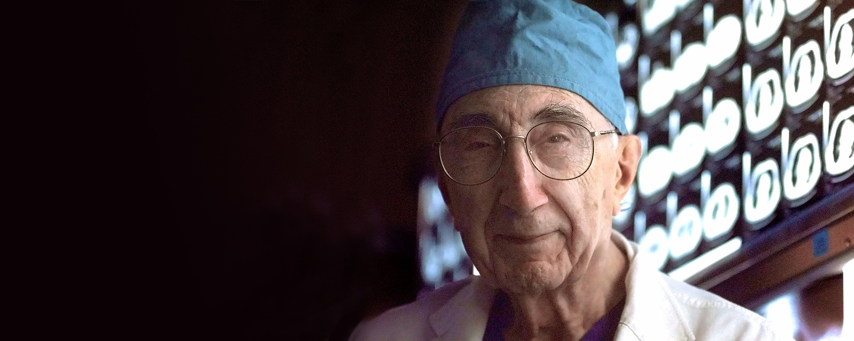 Cardiac pioneer Michael DeBakey dead at 99